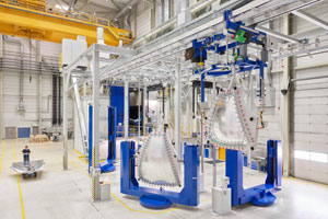 Kugelstrahl-Umformen von Domsegmenten Kugelstrahl-Umformen von Domsegmenten